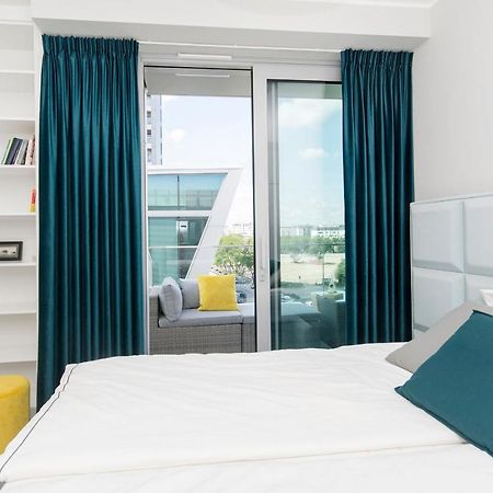 Yacht Park Rentyear Apartments กดิเนีย ภายนอก รูปภาพ